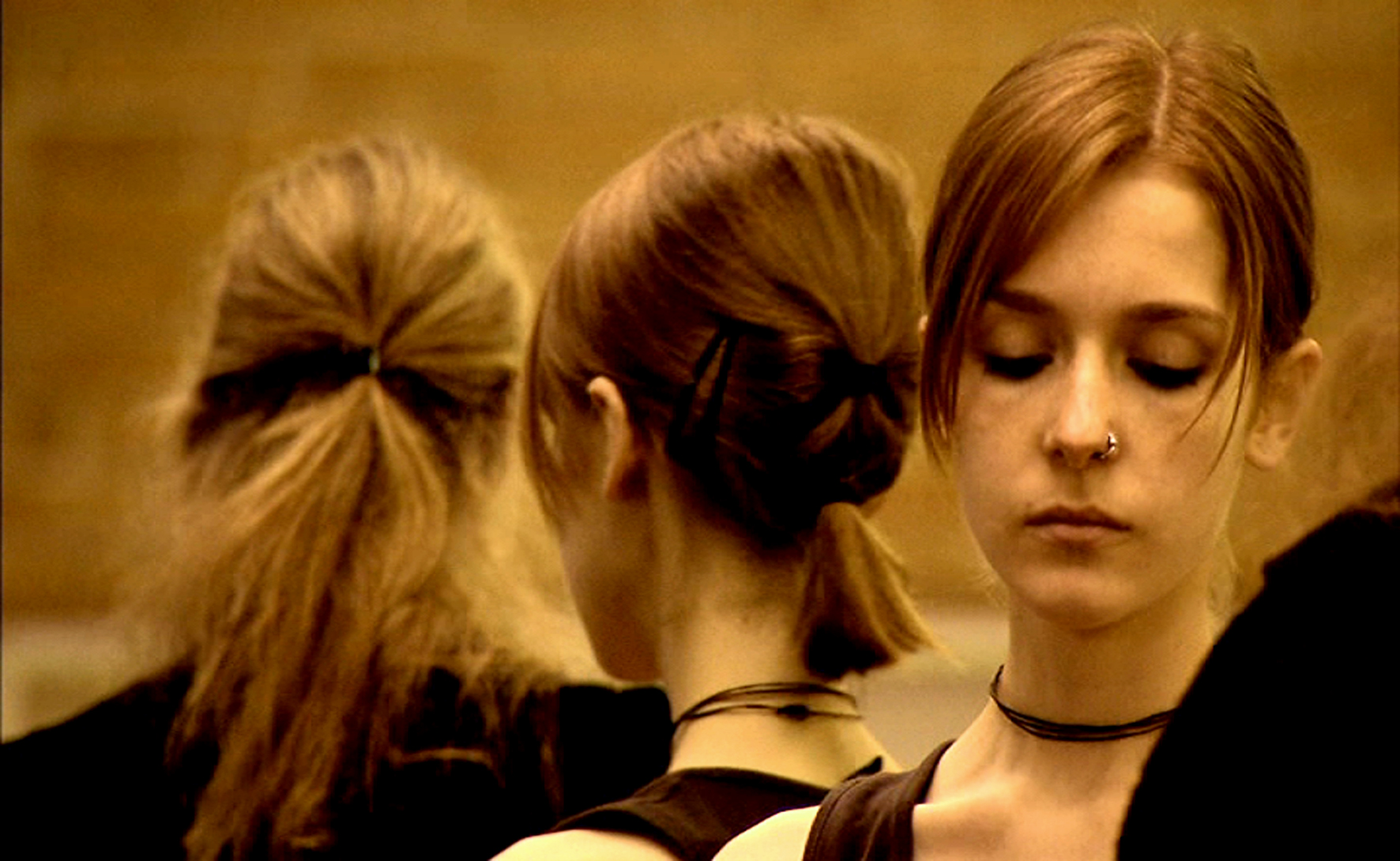 Filmstill Die dünnen Mädchen